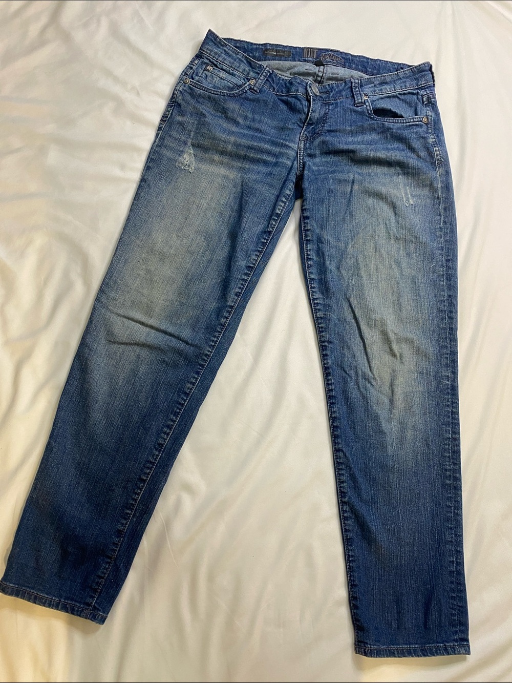 Kut from the Kloth Women's Straight-Leg Jeans in Faded Blue